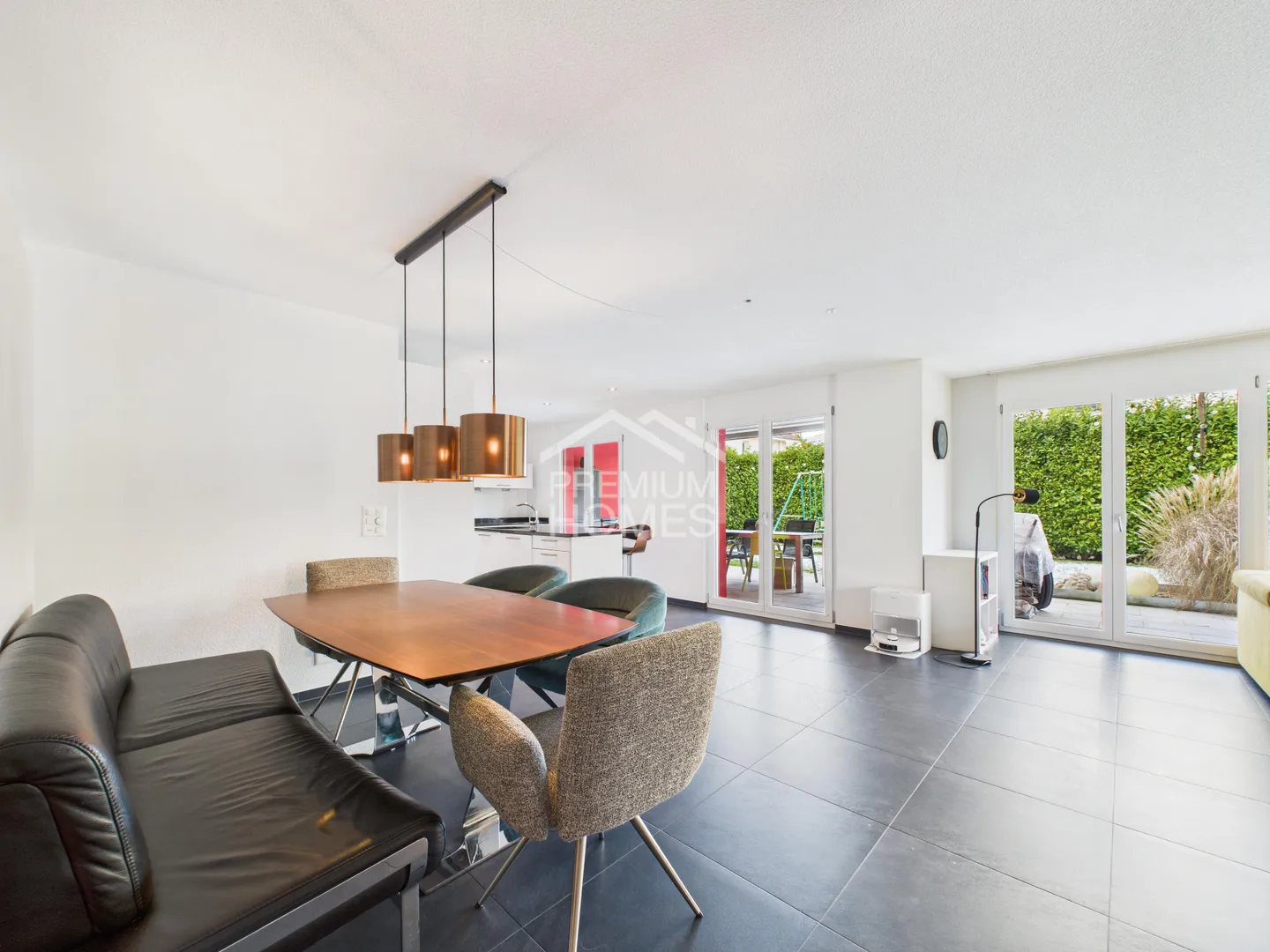 Altersgerechtes Wohlfühlzuhause im Grünen - Photo 2 of 13