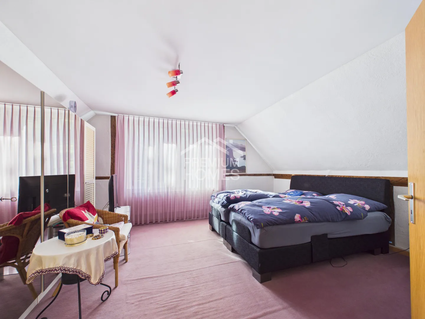 Solidly built - lovingly maintained - oasis with pool - Photo 6 of 13