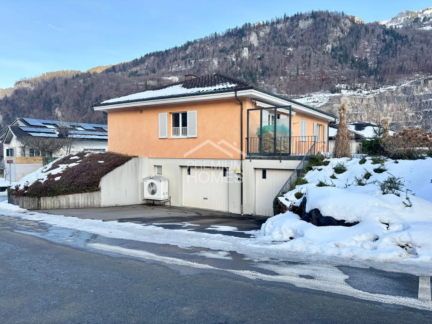 Il gioiello cerca il rifinimento - Foto 1 di 7