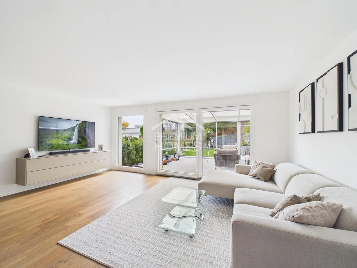 Casa familiare moderna con vista sulle Alpi - Foto 11 di 13