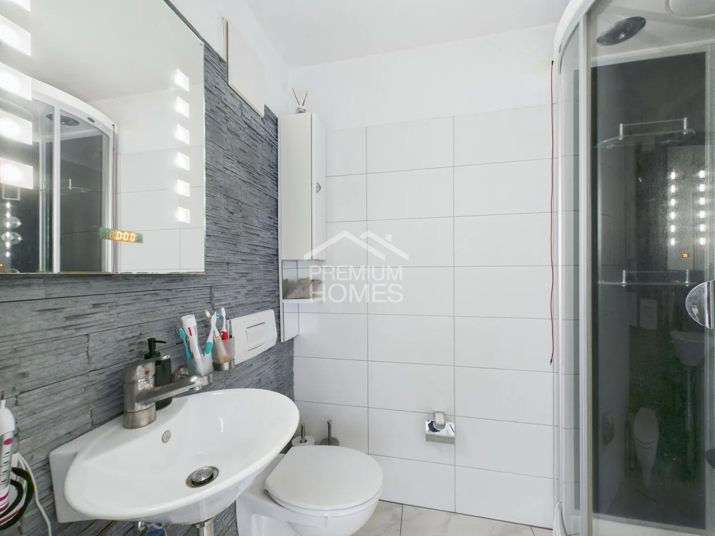 Charmantes Familienhaus mit Garten - Foto 6 von 10