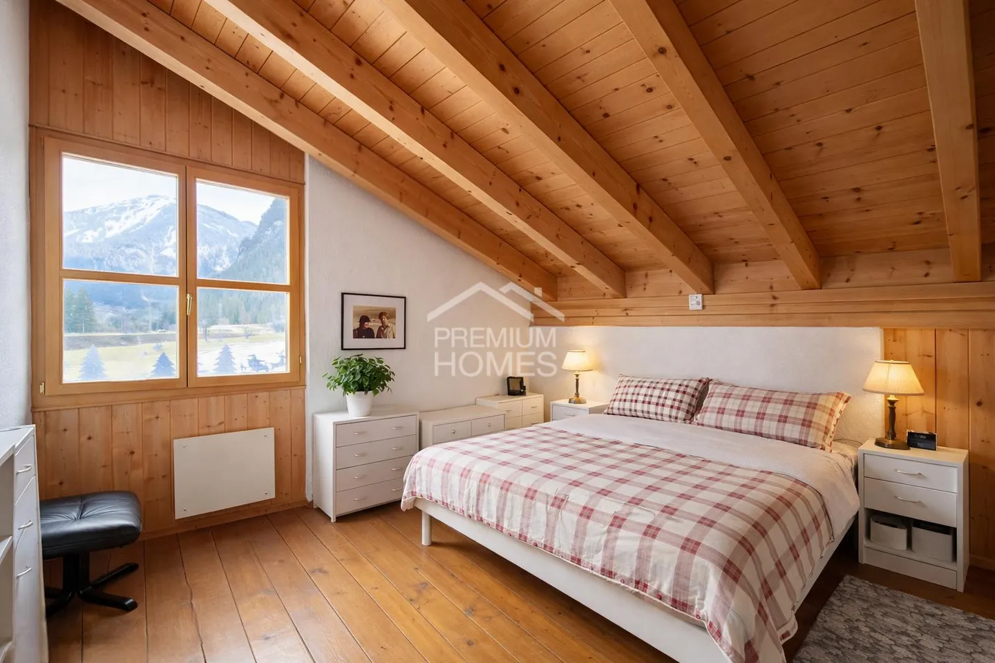 Chalet mit Galerie und Cheminée - Foto 5 von 9