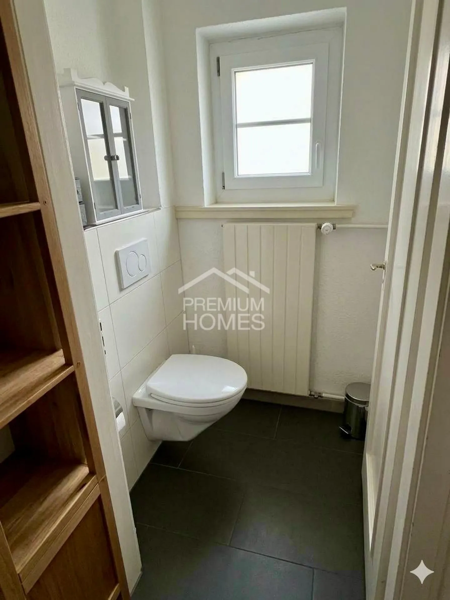 Your new office or retail space is waiting! - Photo 5 of 6