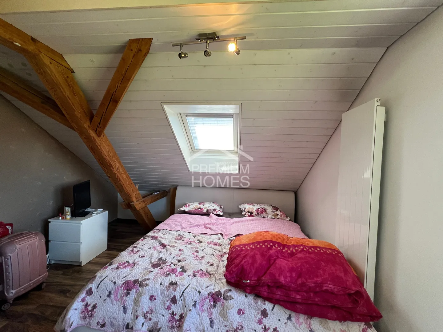 Charmantes Haus mit Potenzial - Foto 5 von 10