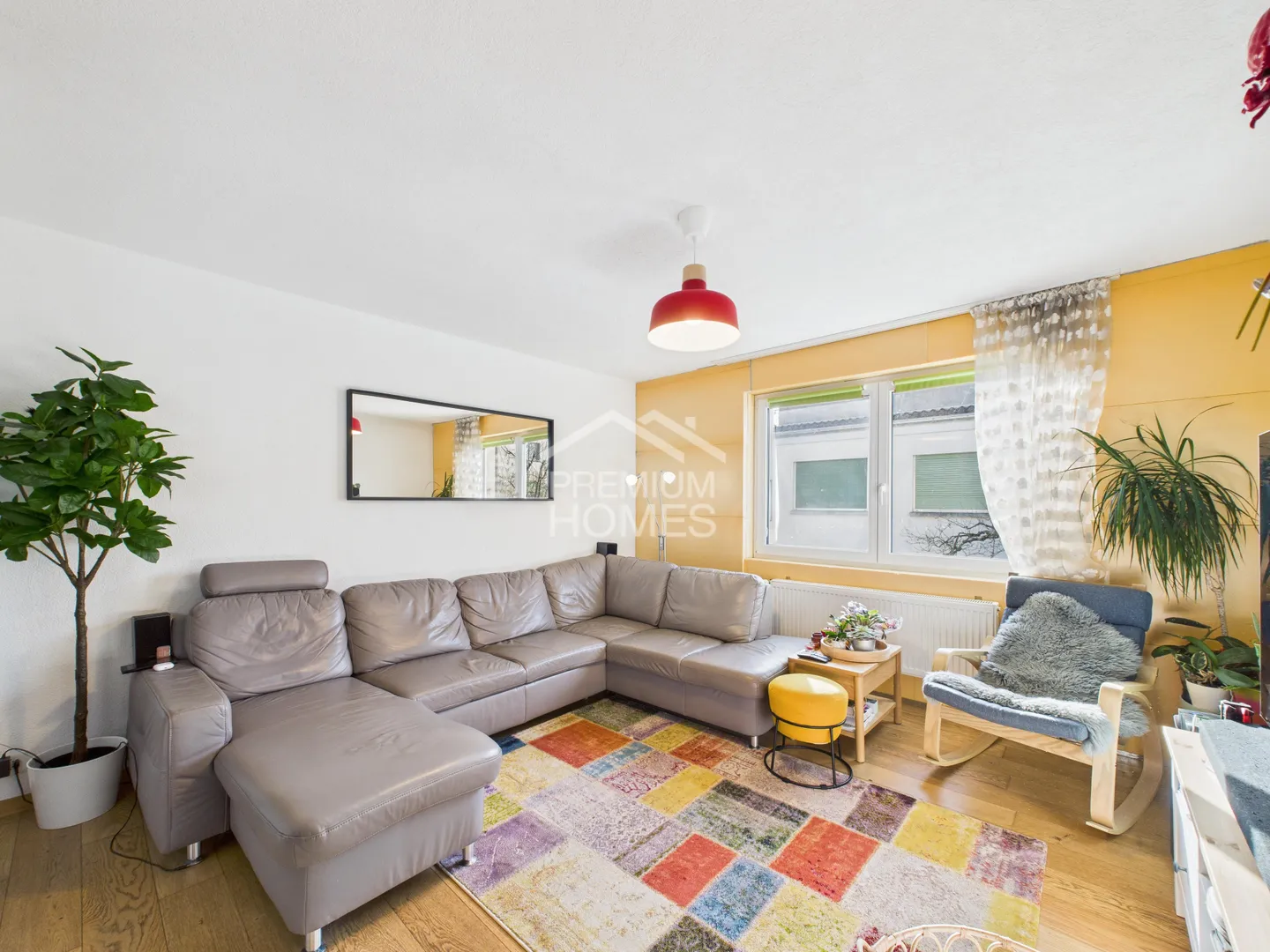 Casa con grande terreno nel cuore di Delémont! - Foto 8 di 10