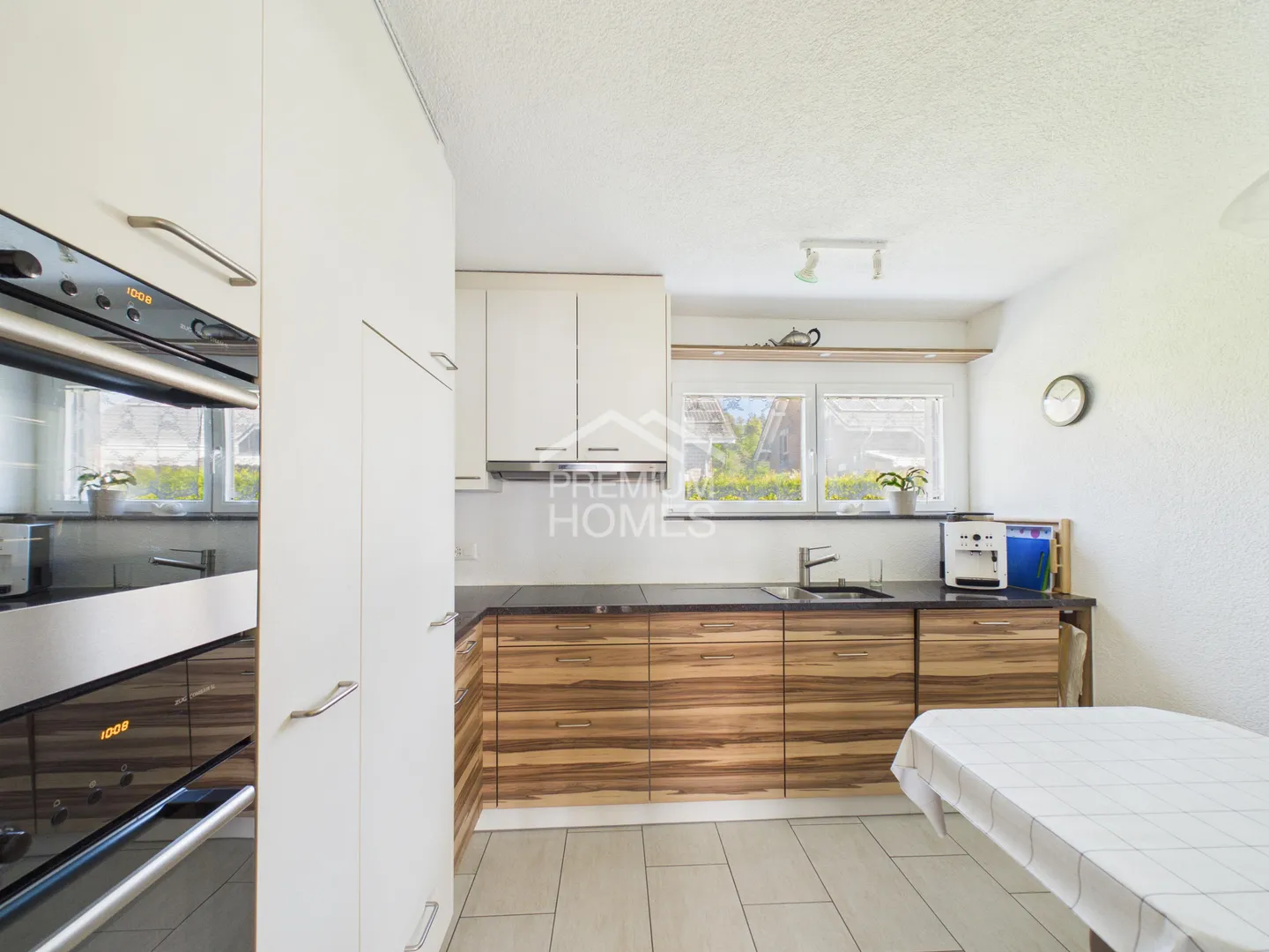 Family Paradise with Dream Garden & Sunshine All Day - Photo 7 of 13