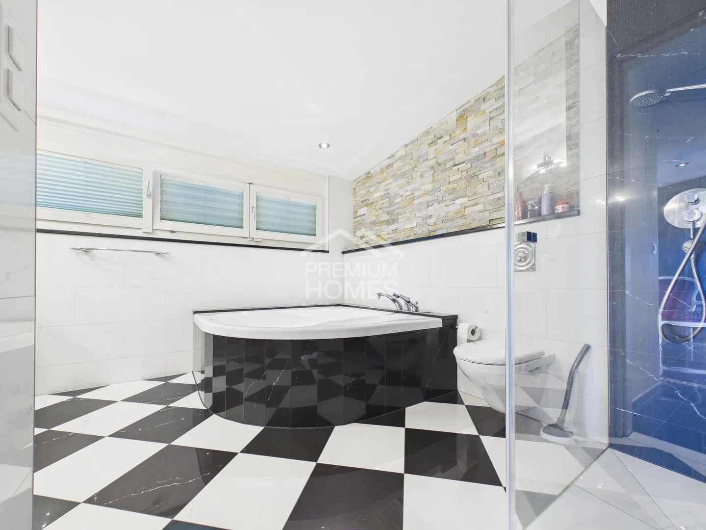 Modernes Zuhause mit grosszügigen Terrassen - Photo 5 sur 10