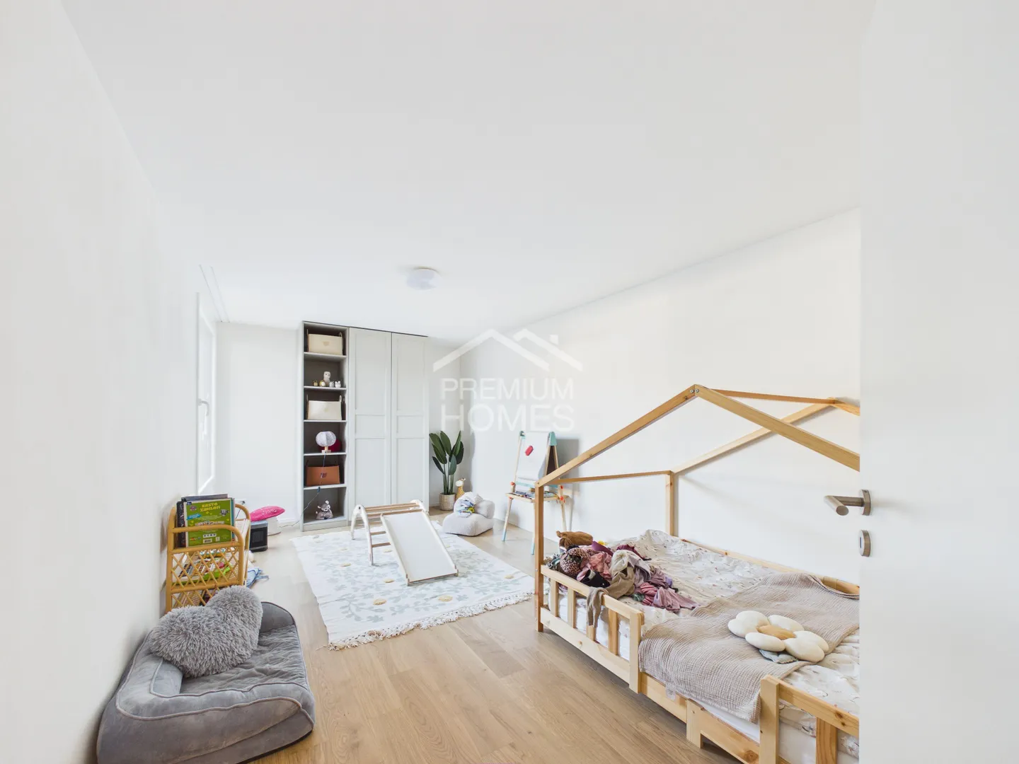 Investment property with sustainable returns - Photo 5 of 10