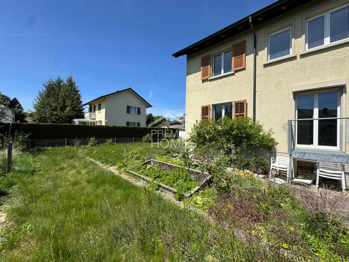 Single-family house with a lot of land - temporarily for rent (until March 2027) - Photo 1 of 10