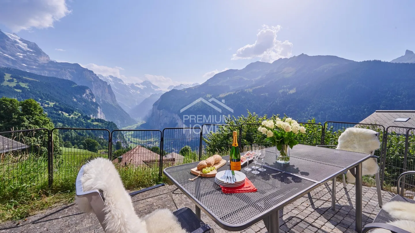 Vivere esclusivo con panorama sulla Jungfrau - Foto 2 di 13