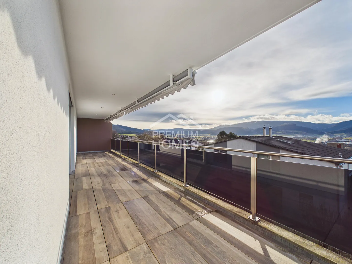 Außergewöhnliches neues Penthouse in Delémont - Panoramablick - Foto 8 von 9