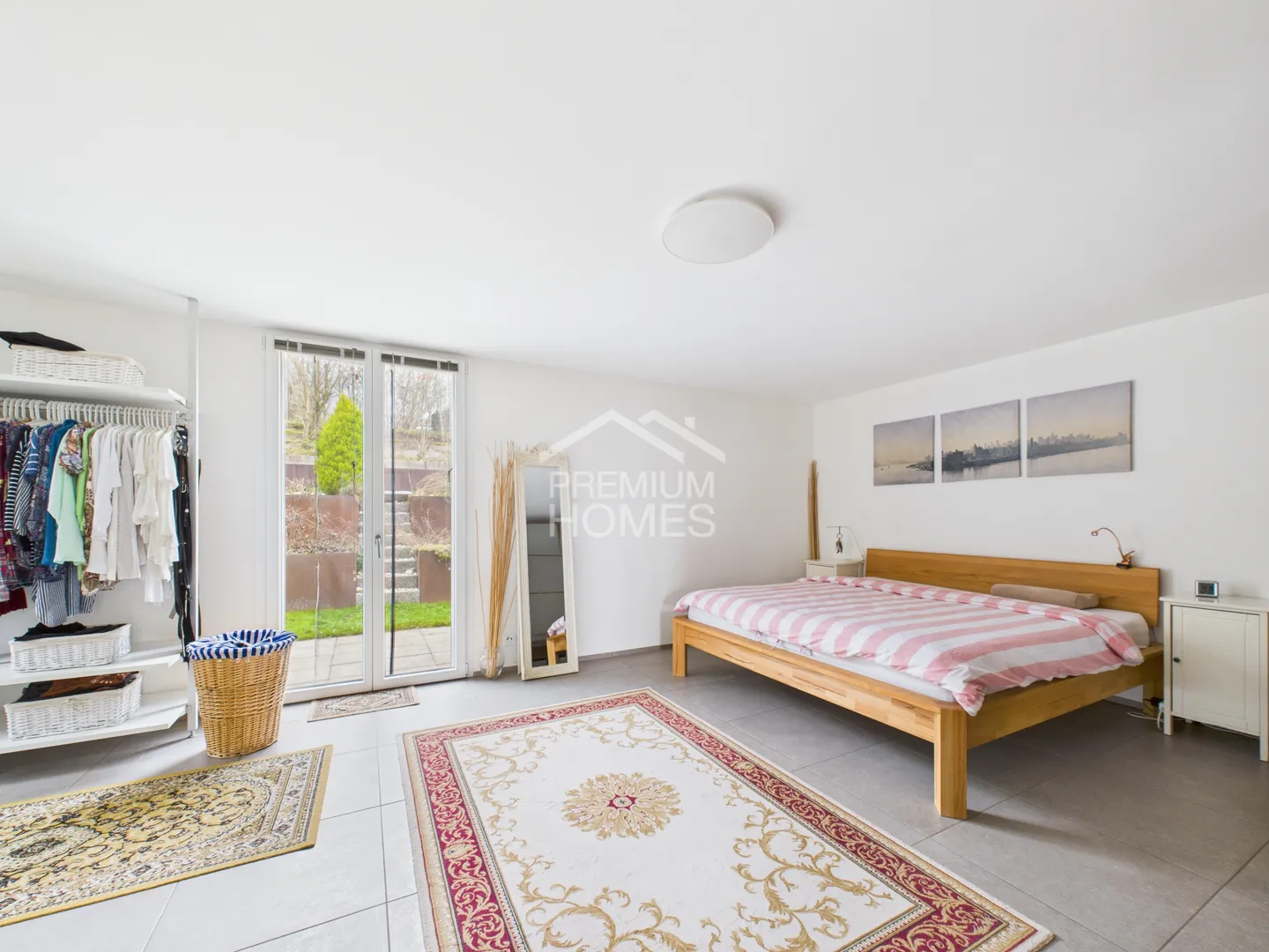 Living with a view - peace, privacy and comfort - Photo 6 of 13