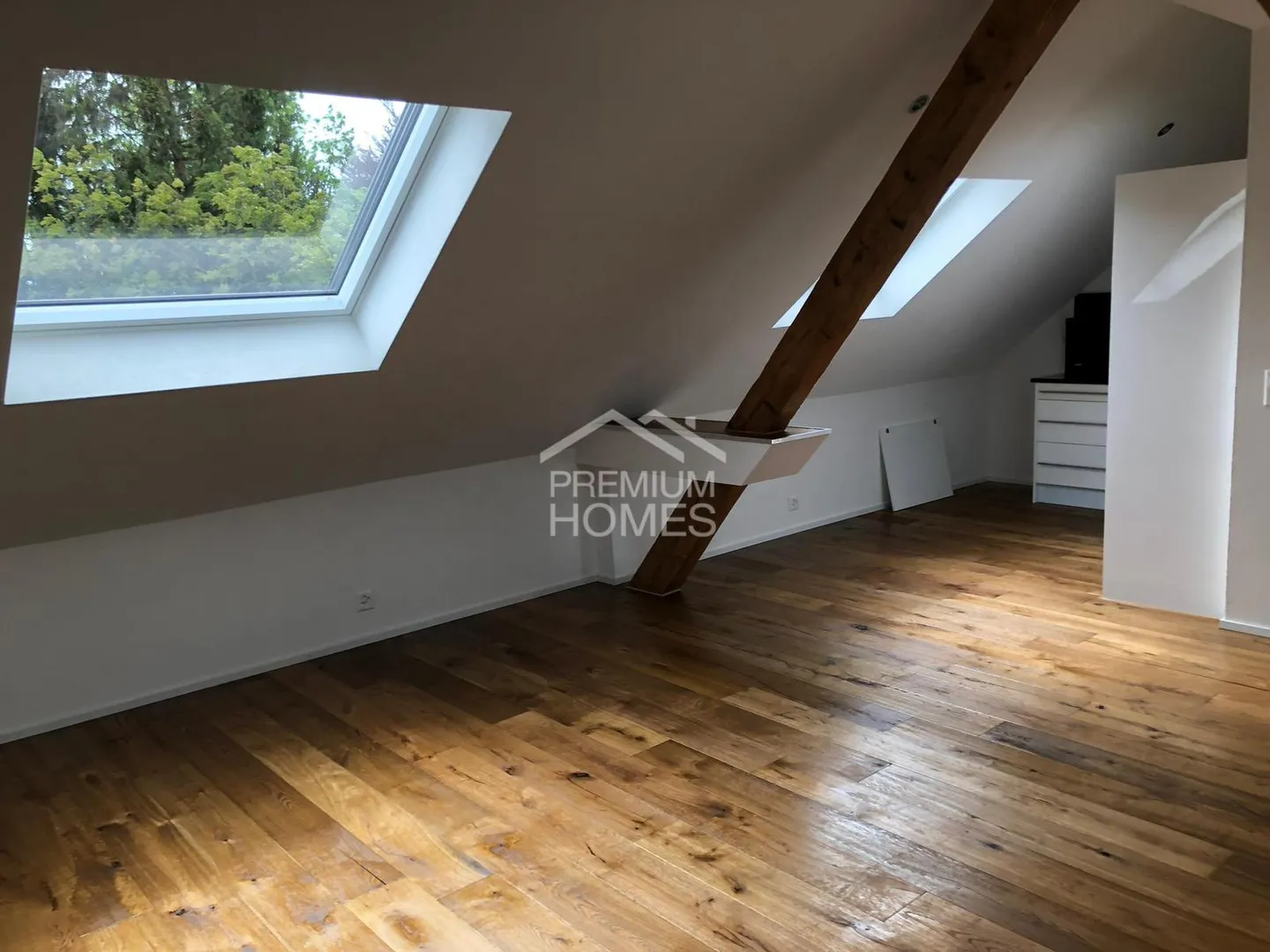 Charmante 2.5-Zimmer-Dachwohnung! - Foto 7 von 8