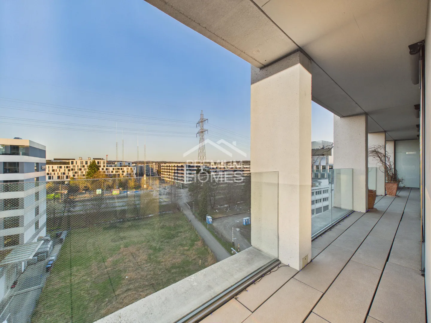 Zeit für eine neue Perspektive - The Metropolitans Tower!  - Foto 2 di 12