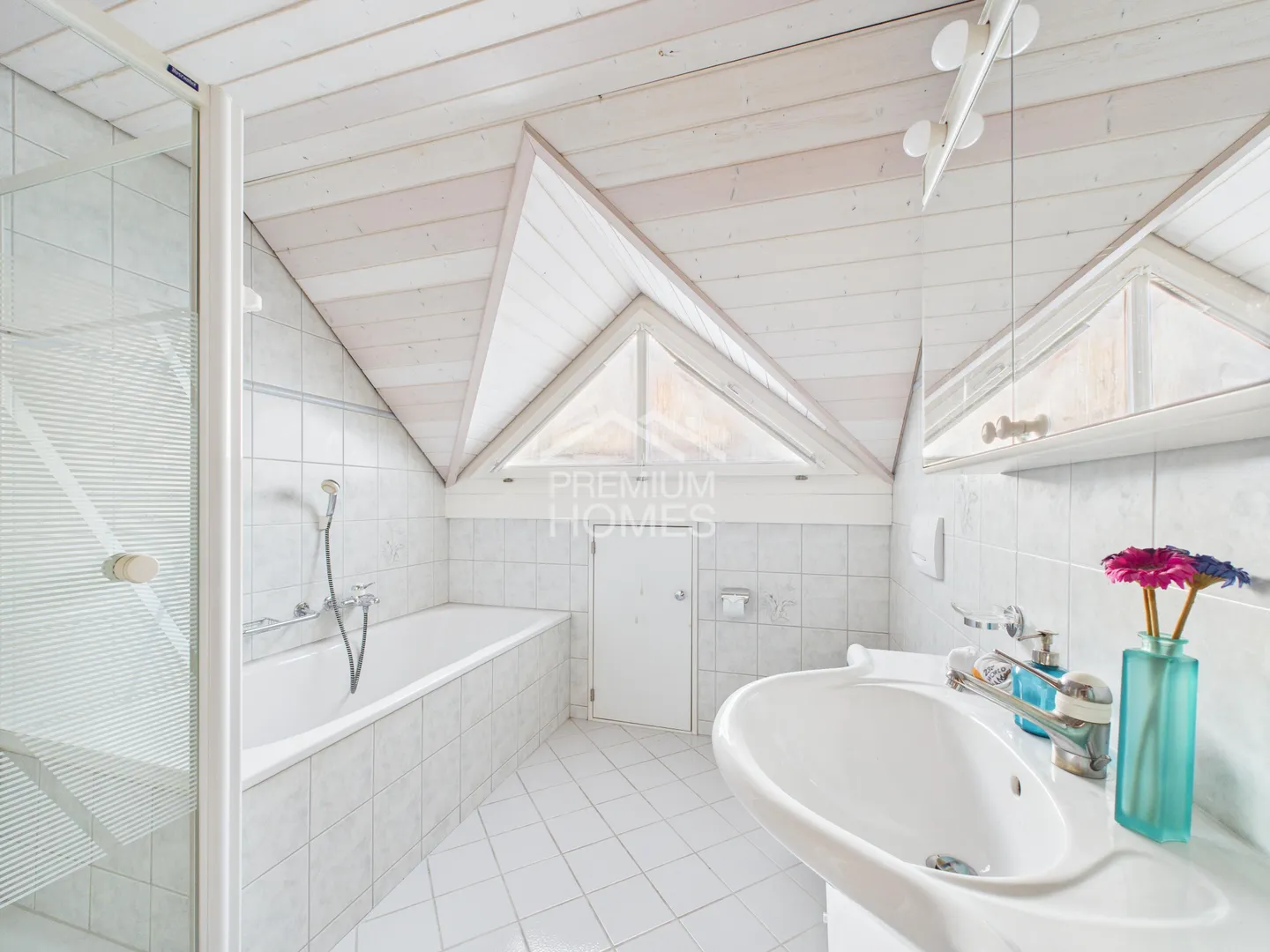 A place ready for your next chapter - Photo 7 of 13