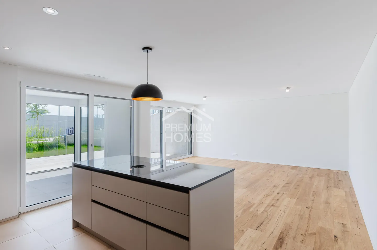 Esclusiva residenza con giardino in stile attico - Foto 7 di 13