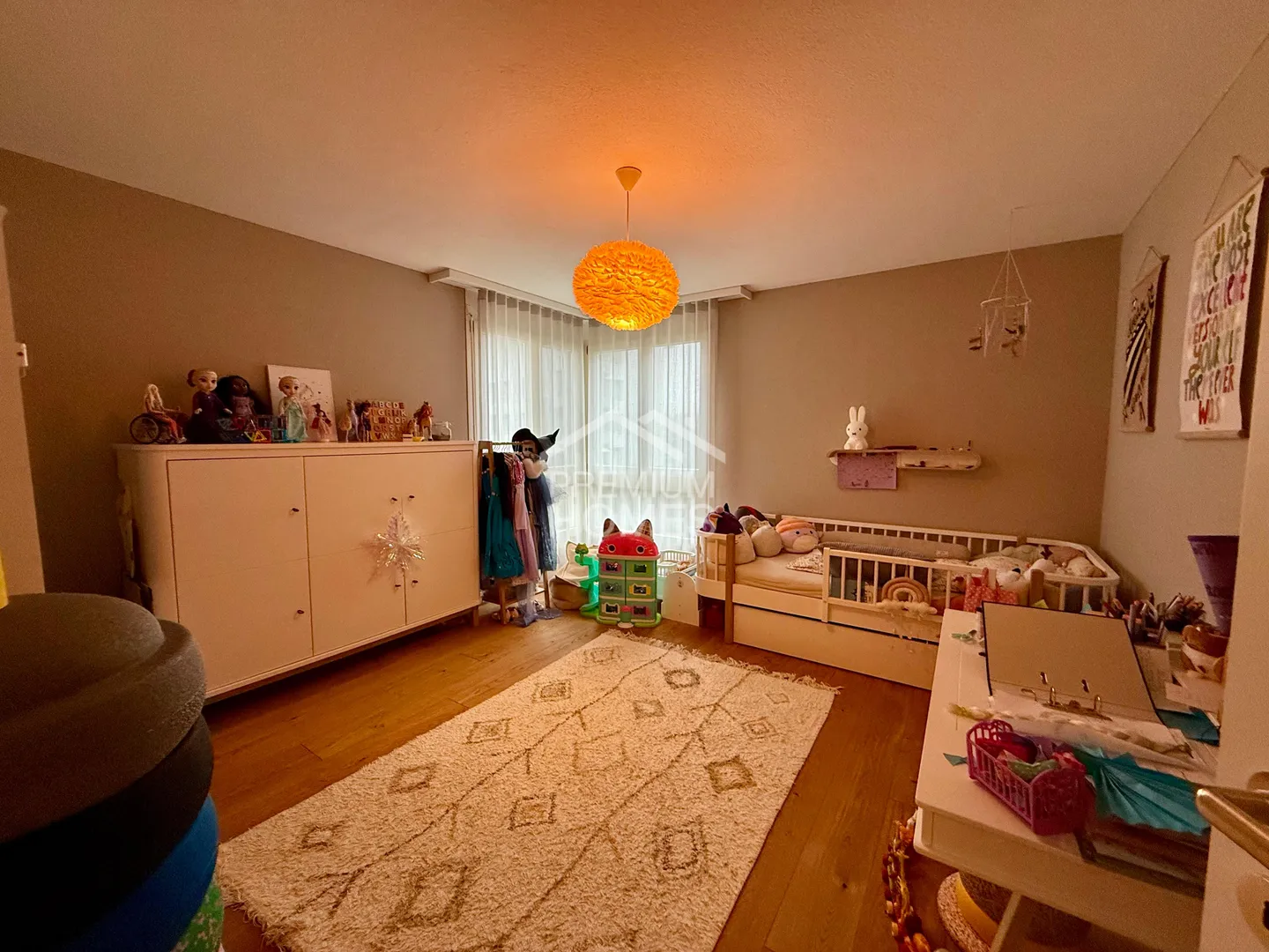 Oasi abitativa luminosa e stilosa con arredi di alta qualità! - Foto 5 di 13