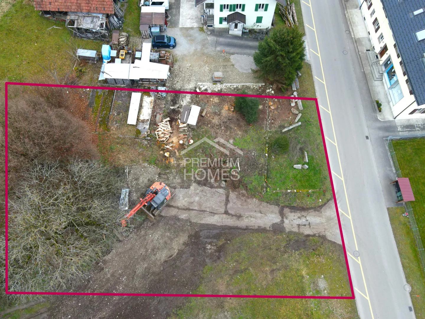 Your new family nest awaits - Quiet property in the green - Photo 2 of 5