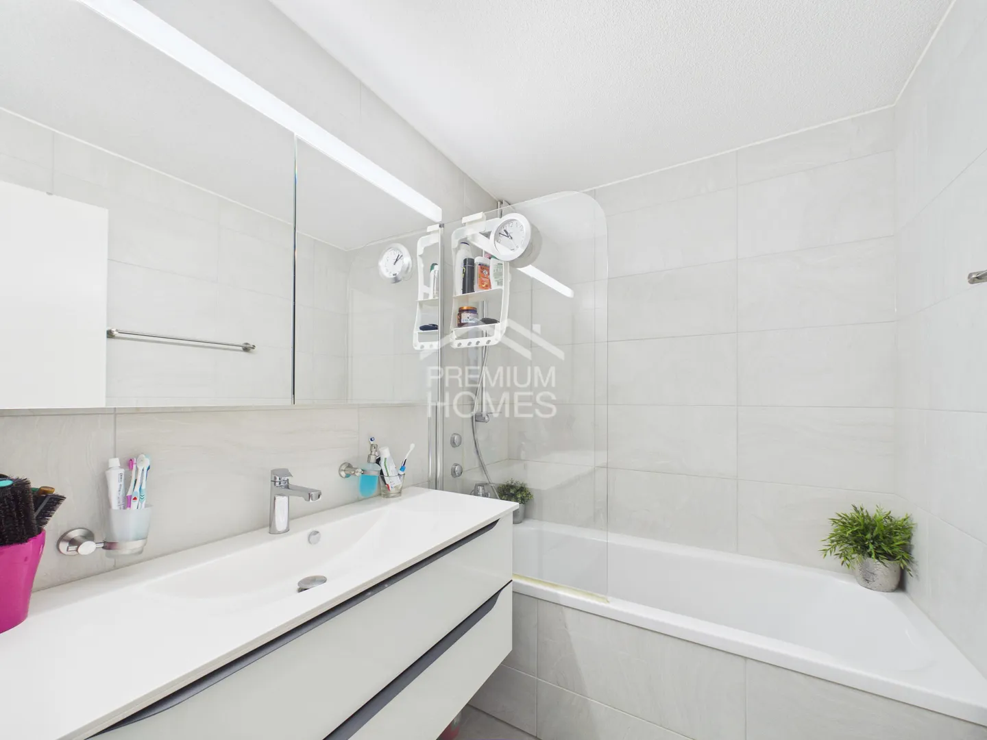 Stilvolle Wohnung mit Balkon - Foto 11 von 13