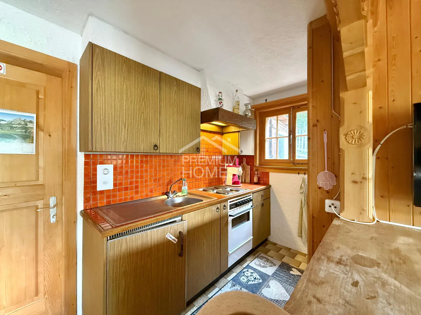 Charming Vacation Apartment with View - Photo 4 of 8