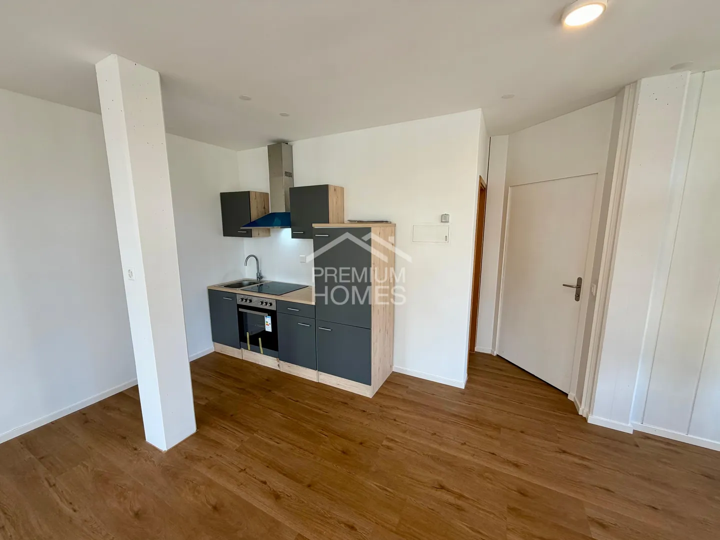 Versatile Commercial Space - Photo 7 of 9