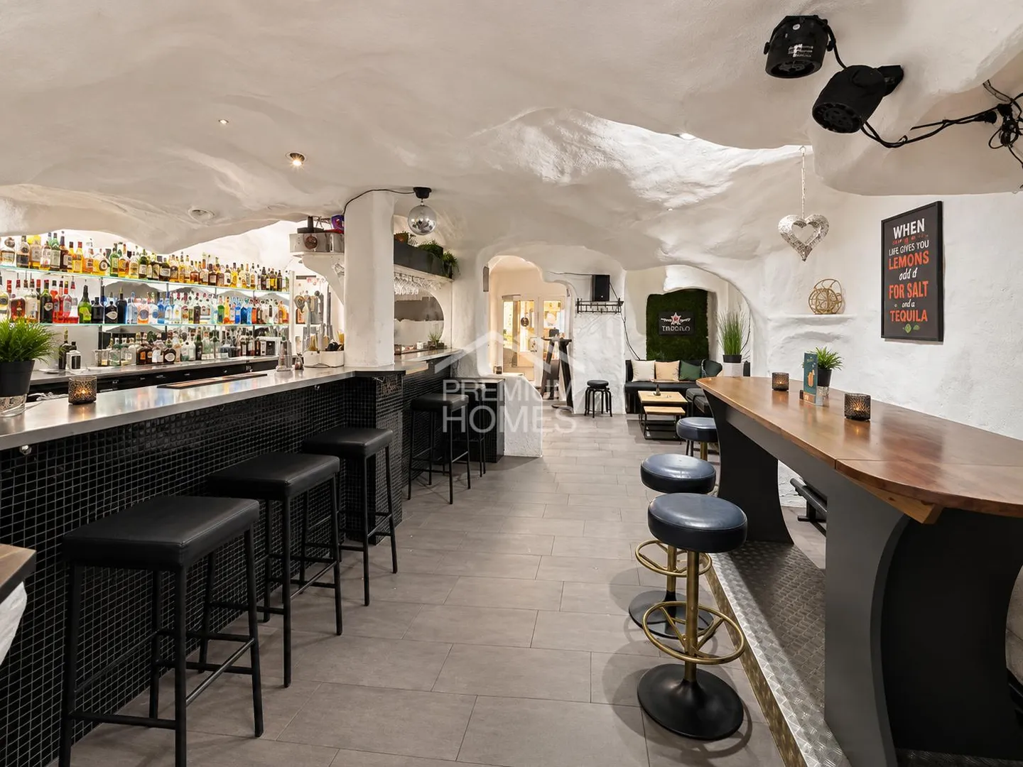 COMMERCIAL property with character, central in Langenthal! - Photo 1 of 6