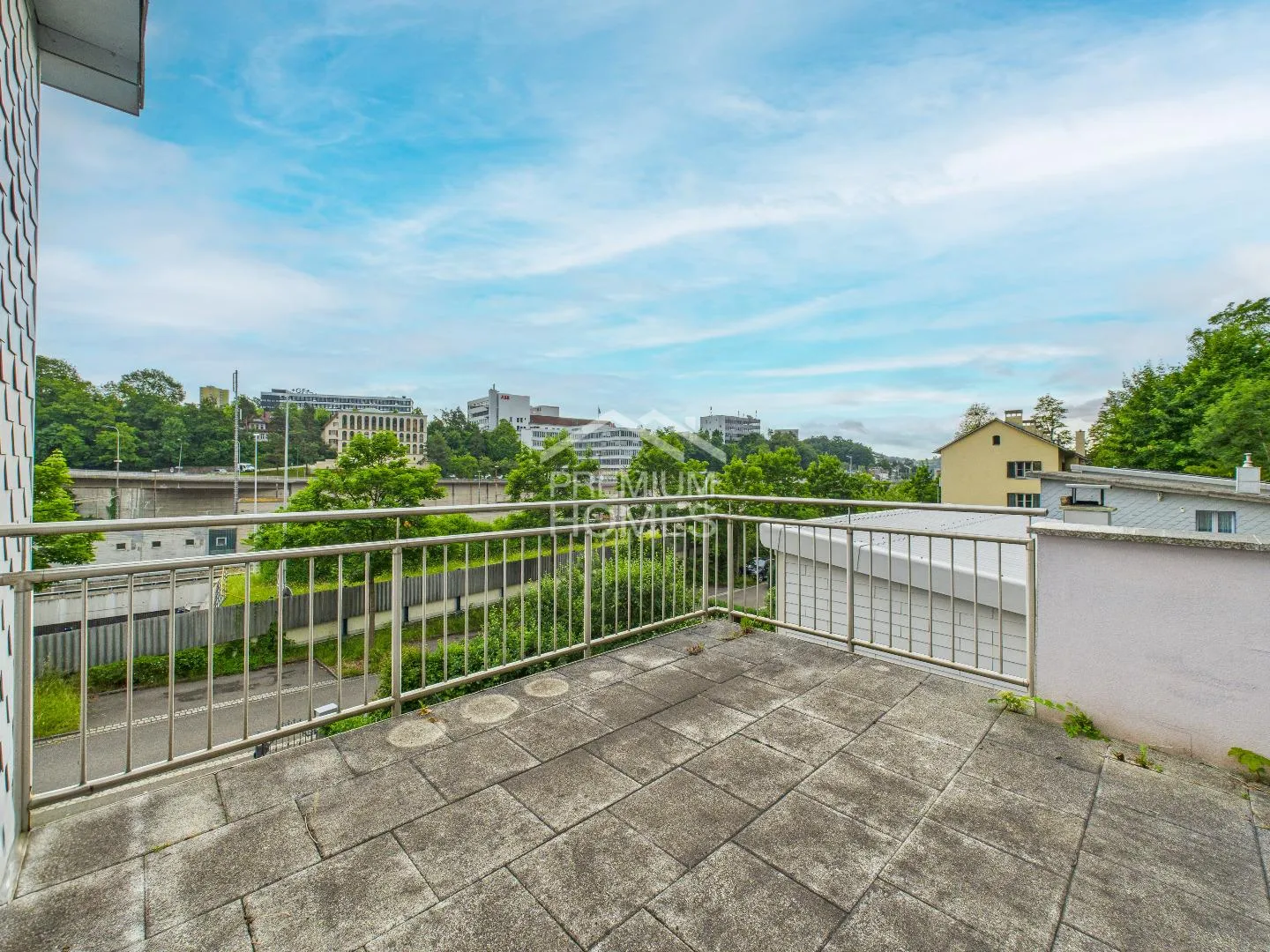 Grosszügiger Familientraum im Herzen von Schaffhausen - Foto 2 von 9