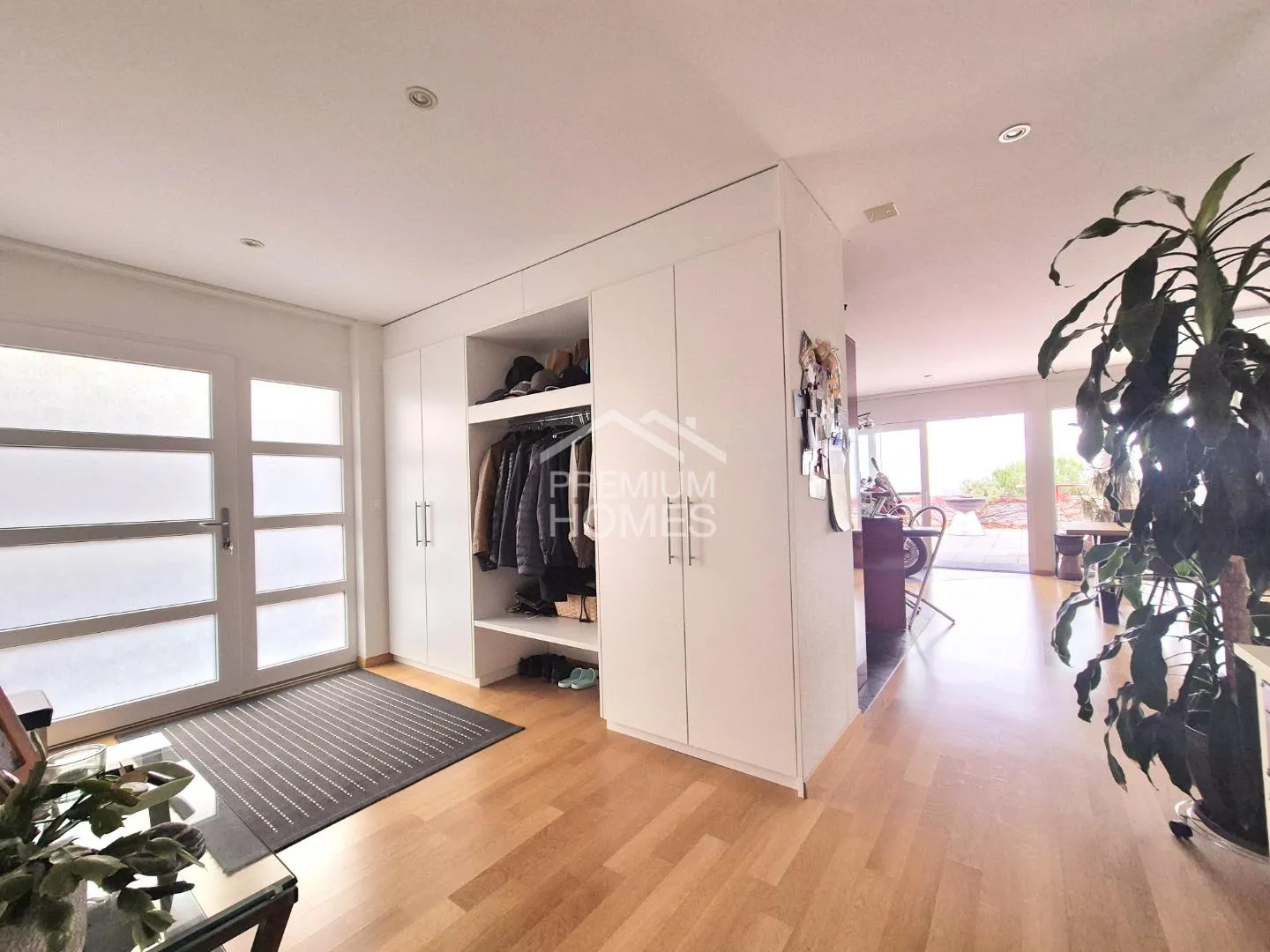 Sonnenstrahlen und Bergblick: Ihre exklusive Wohlfühloase - Photo 6 sur 8