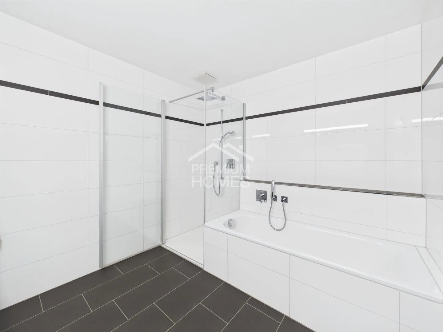 Einziehen &amp; Geniessen - Exklusiv wohnen auf einer Etage! - Foto 8 von 12