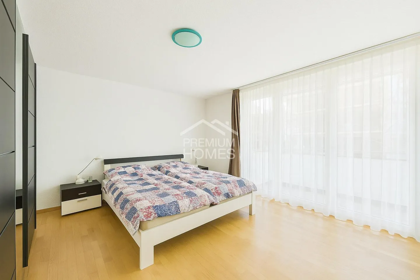 My Feel-Good Oasis in Idyllic Location - Photo 4 of 7