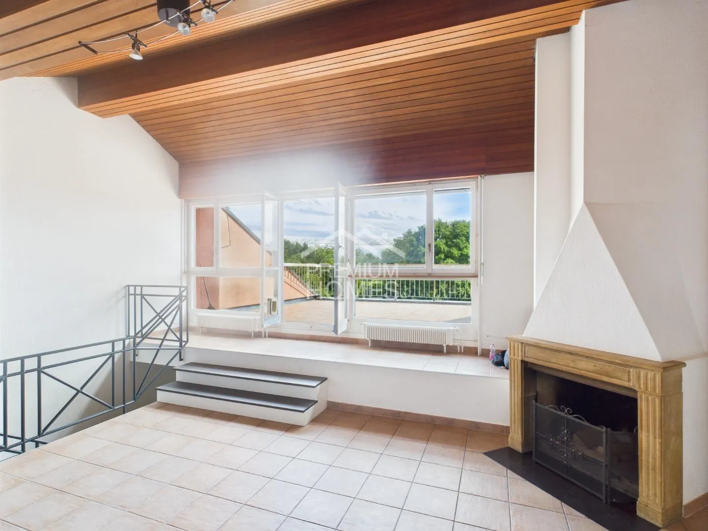 Living with a view - modern, bright and quiet - Photo 3 of 8