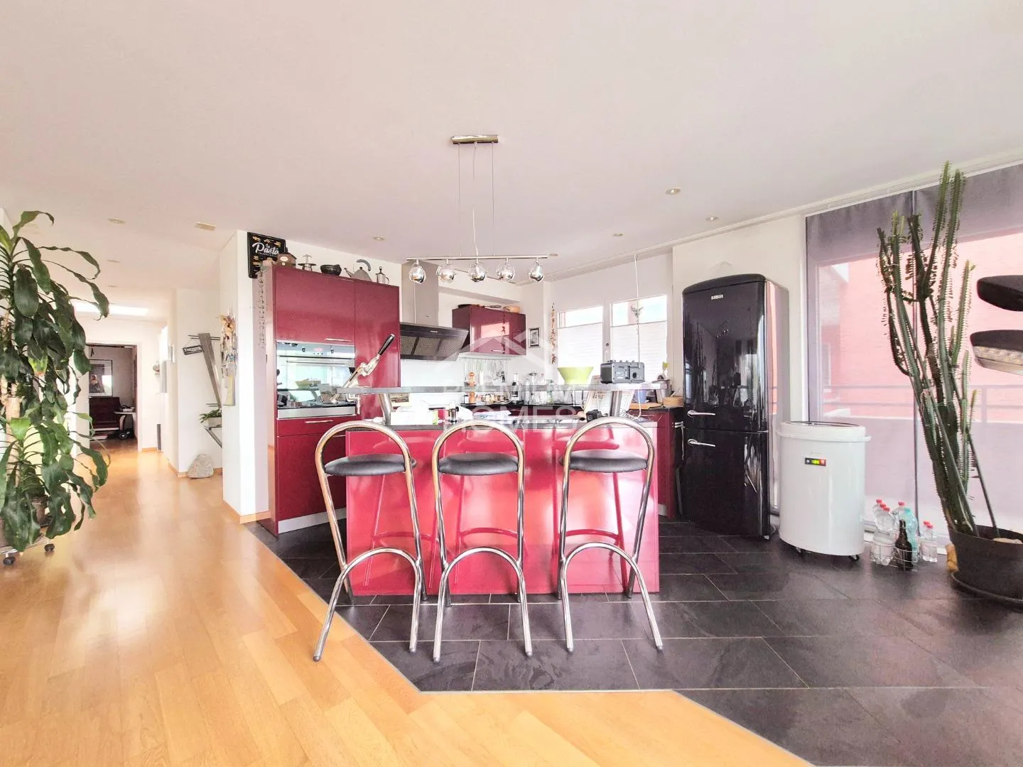 Sonnenstrahlen und Bergblick: Ihre exklusive Wohlfühloase - Photo 7 sur 8