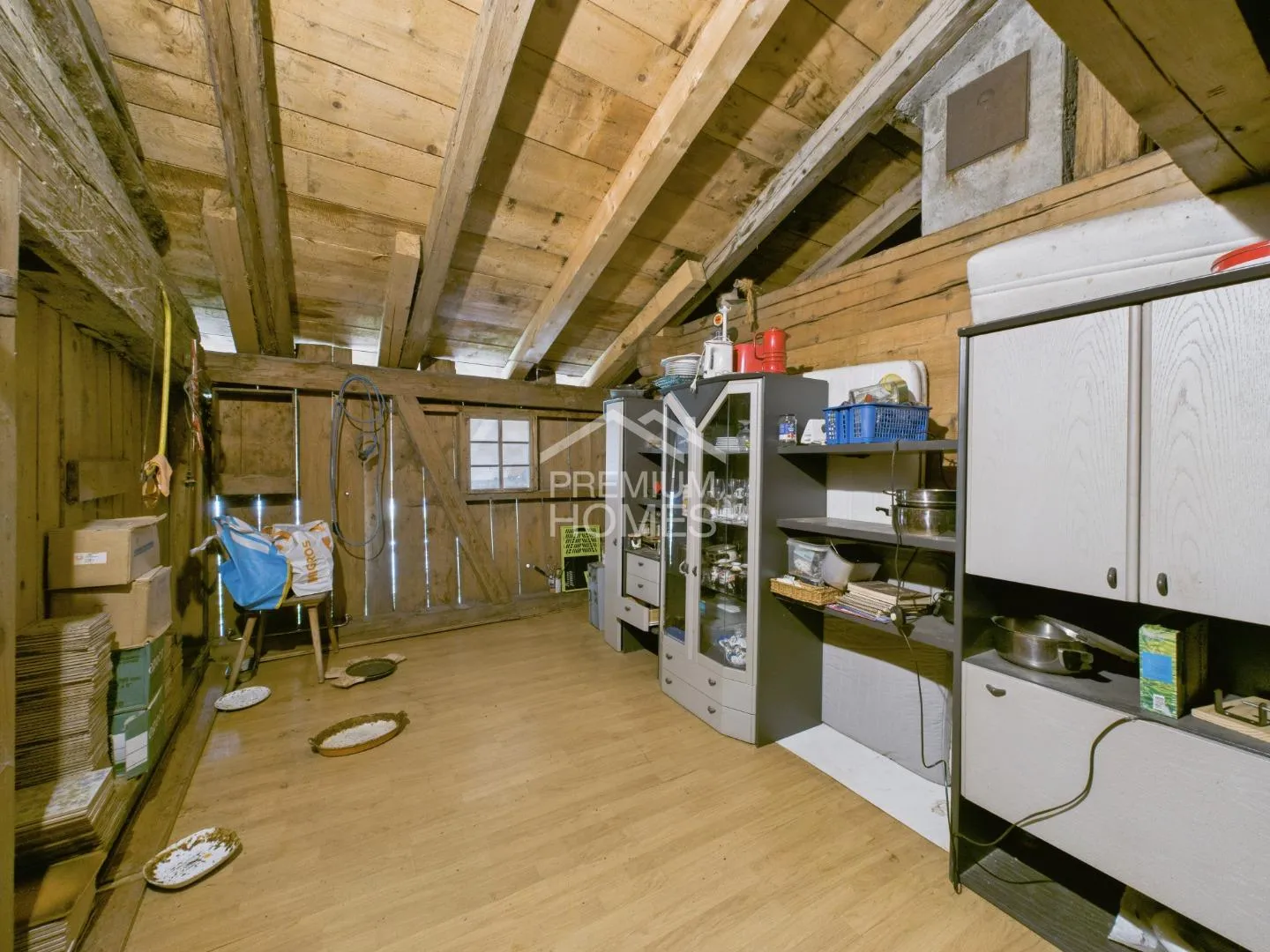 Charming Chalet with Investment Potential - Photo 8 of 9