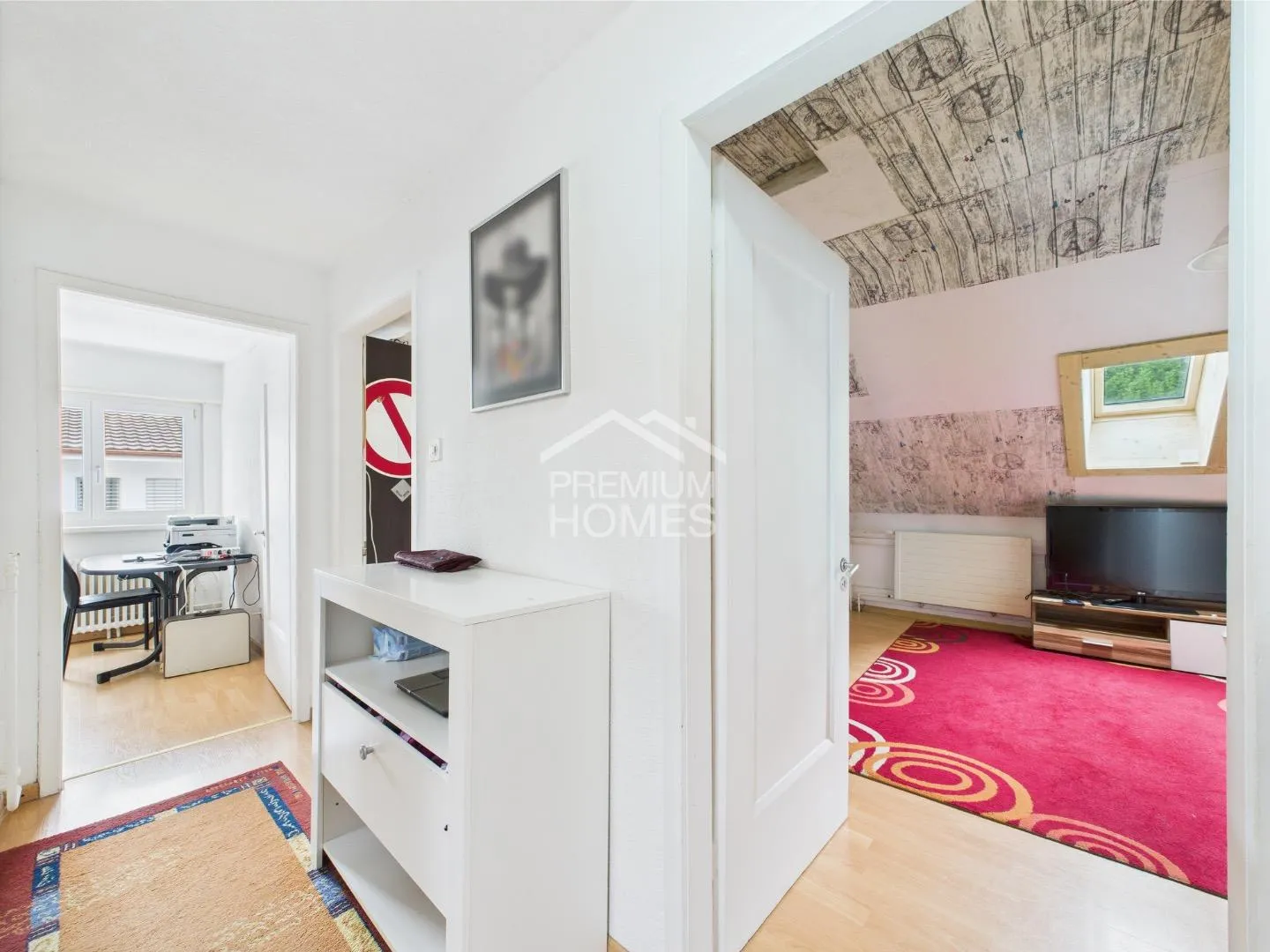 Welcome to your new home? Charming, modernized duplex - Photo 12 of 13