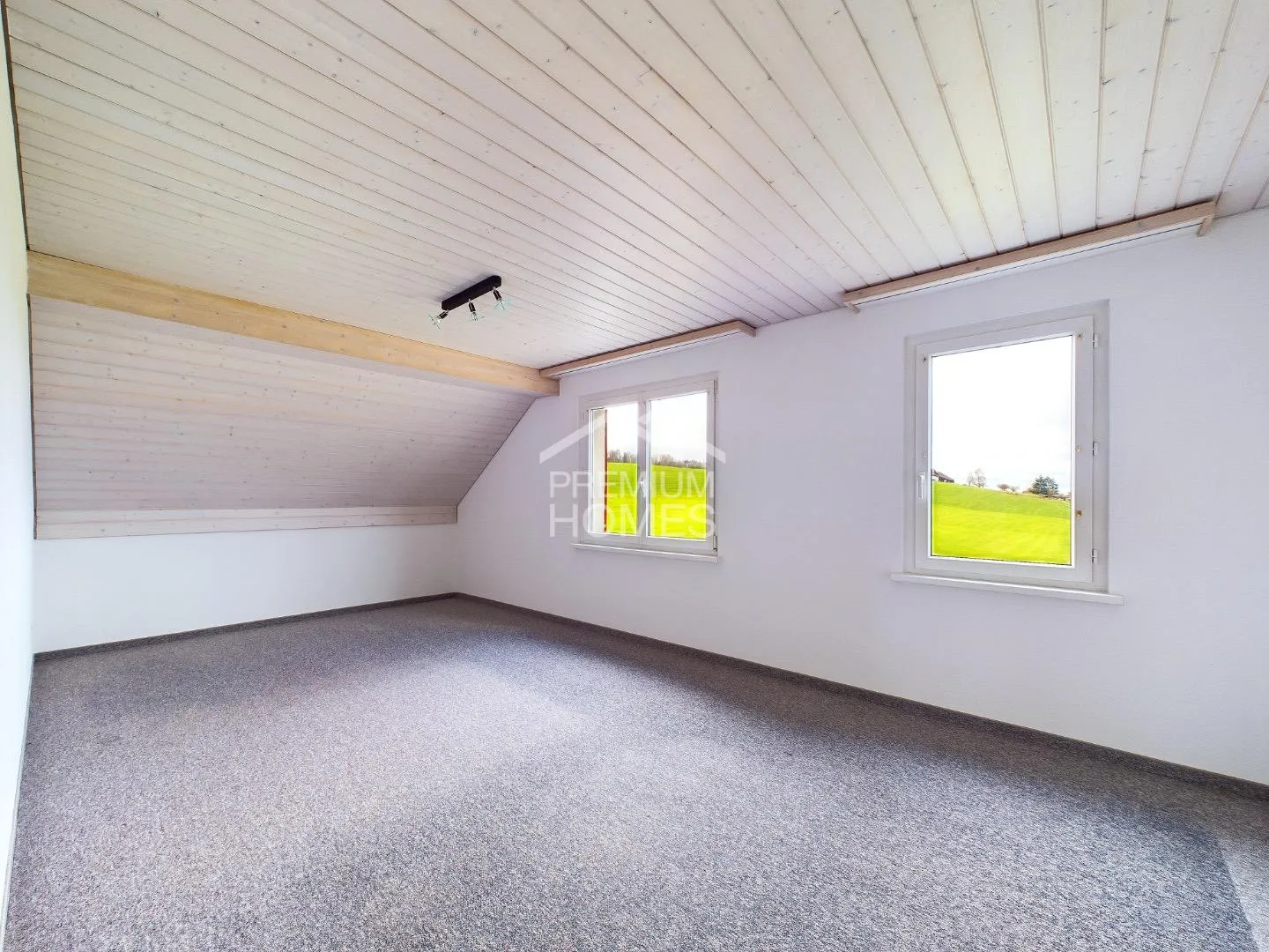 VIEL RAUM FÜR LIEBE, LACHEN UND LEBEN - Photo 5 sur 6