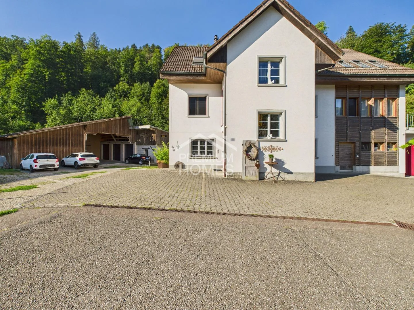 Vielseitiges Wohnen mit Charme, Qualität und Naturanschluss - Foto 2 von 9