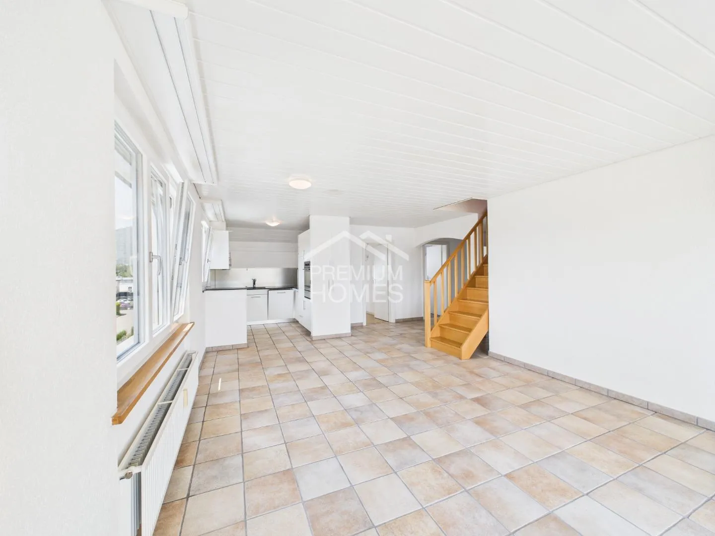 Eleganz trifft Geborgenheit - Wunderschöne Maisonette-Wohnung - Foto 3 von 7