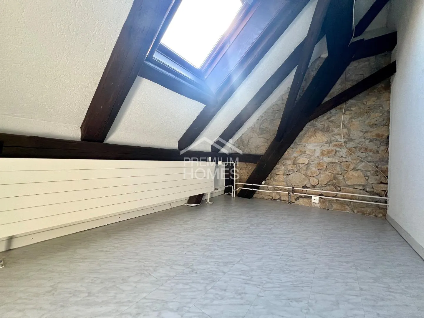 Rarità con vista: Casa plurifamiliare con riserva di terreno e vista montagna - Foto 8 di 13