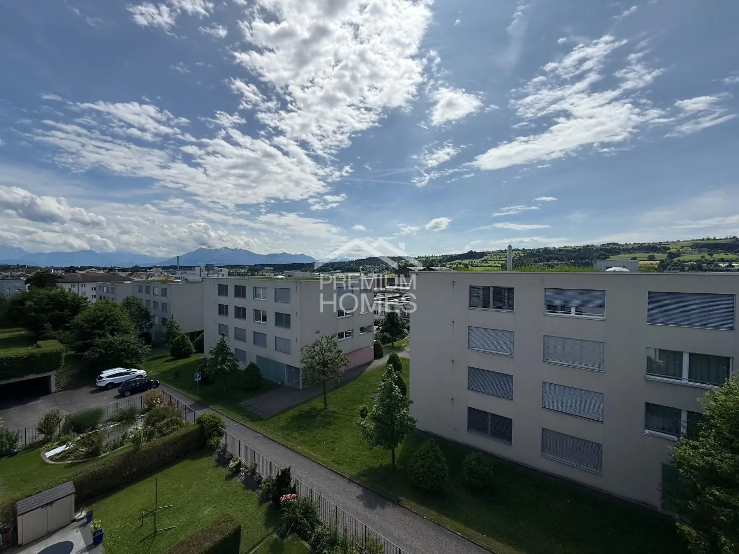 Zwei Etagen, doppeltes Glück ? Maisonette in Hochdorf - Photo 1 of 7