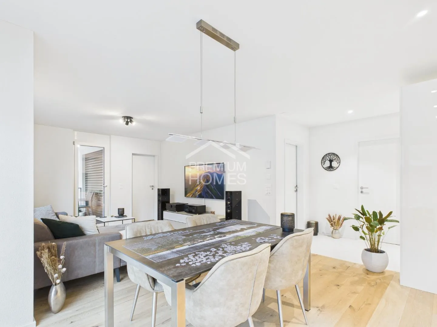 Modernes Wohnen mit Leichtigkeit, Licht und Lebensfreude - Foto 1 von 5