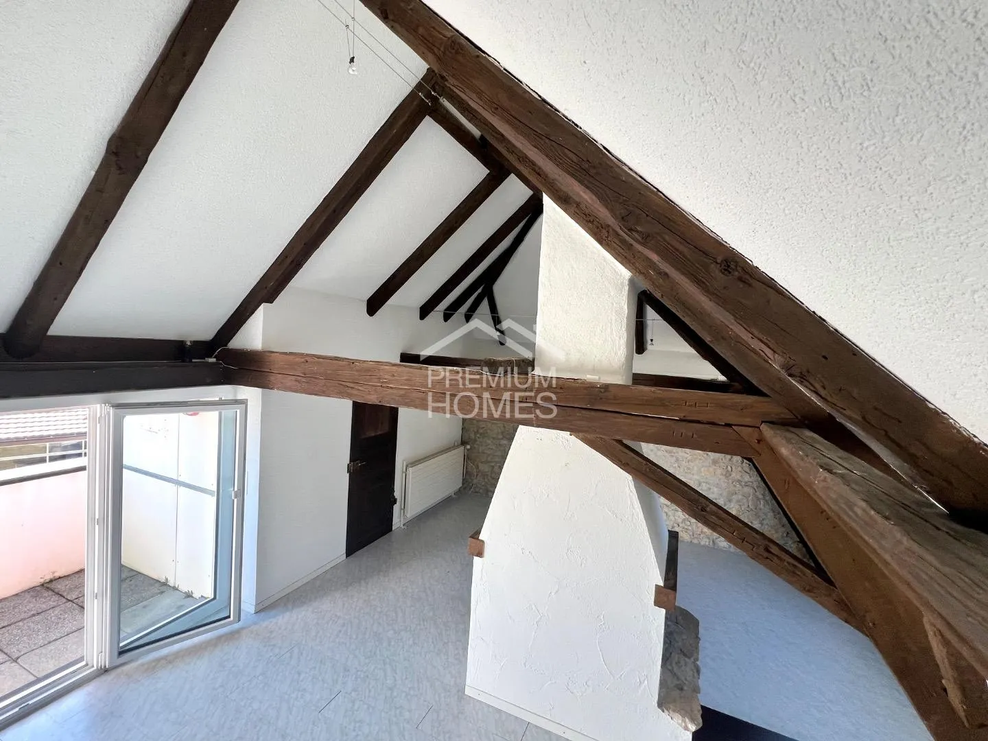 Rarità con vista: Casa plurifamiliare con riserva di terreno e vista montagna - Foto 11 di 13