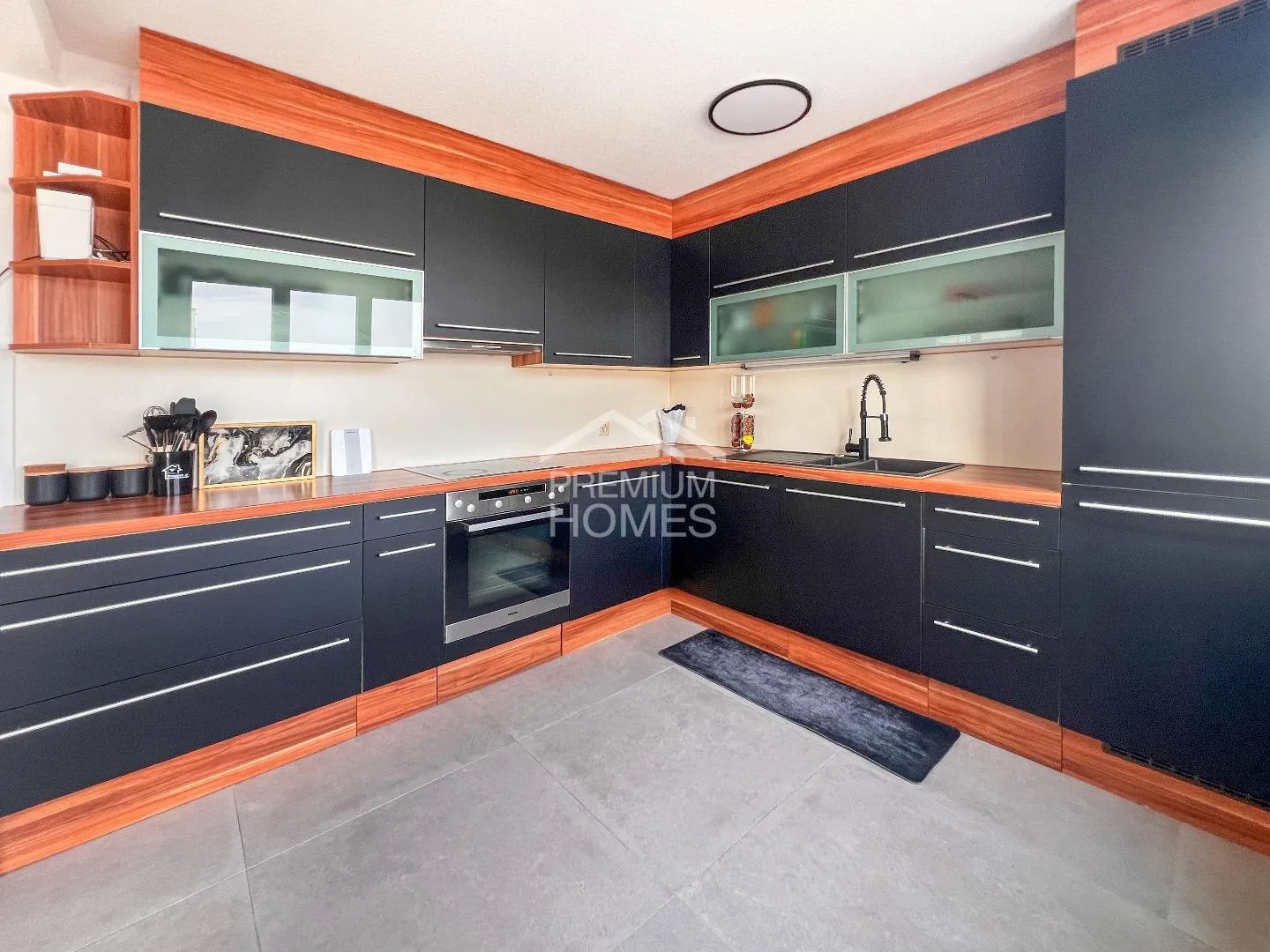 MES PROPRES QUATRE MURS - Photo 4 sur 6