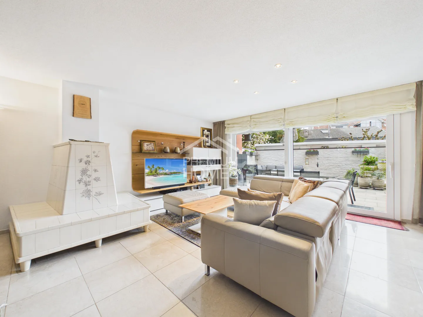 Duplex élégant avec jardin privé - Photo 2 sur 13