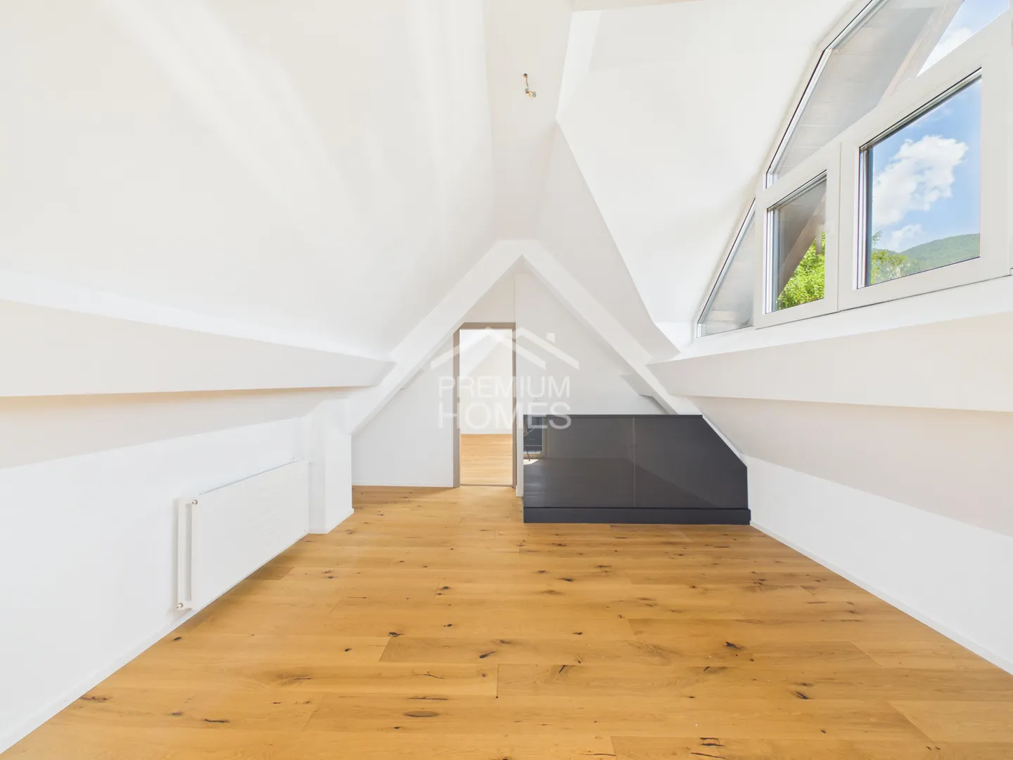 Living where the water flows - completely renovated and ready for you - Photo 10 of 13
