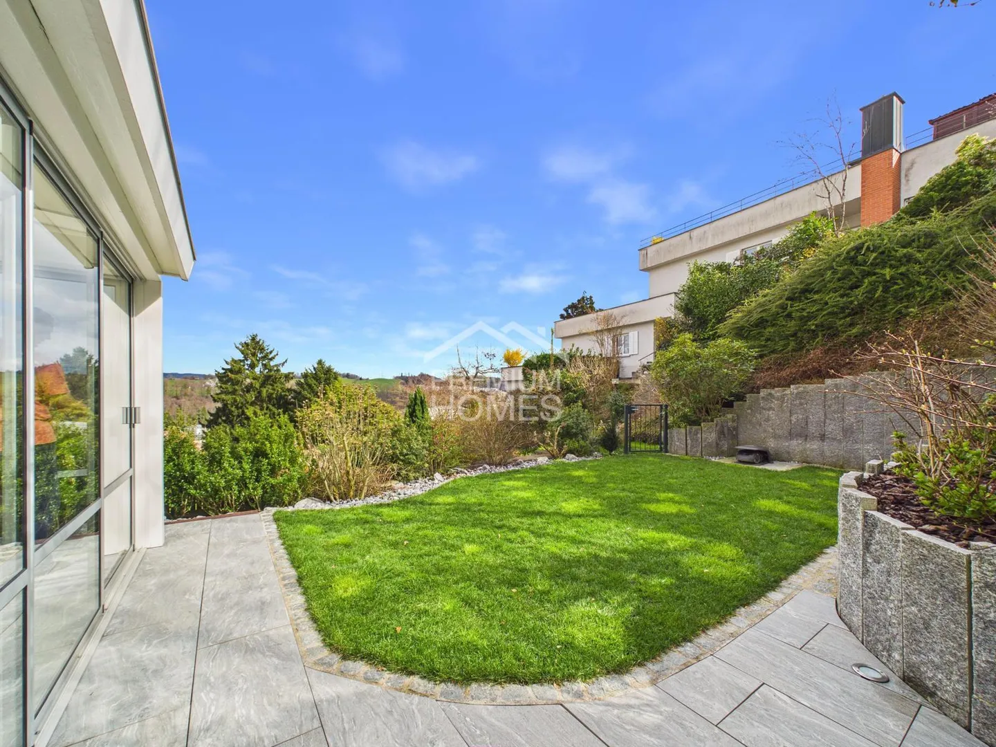 Moderne Familienhaus mit Alpenblick - Foto 11 von 13