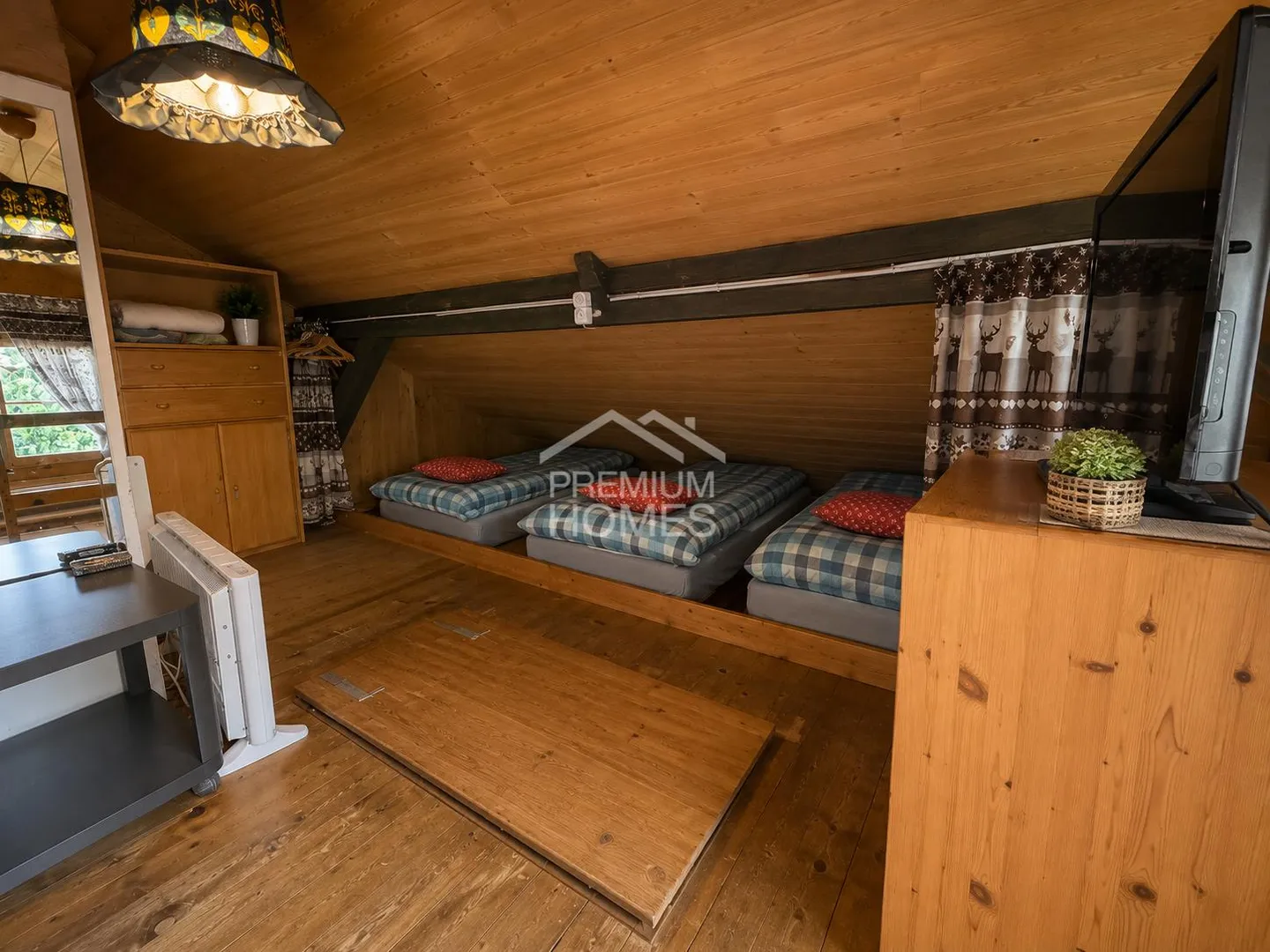Charming Chalet - living, enjoying, renting - Photo 11 of 13