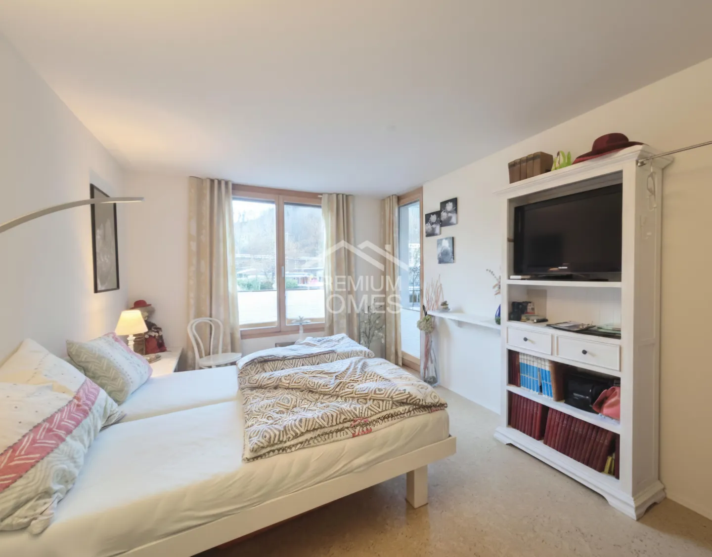 Un rifugio che unisce vista lago e comfort - Foto 2 di 8