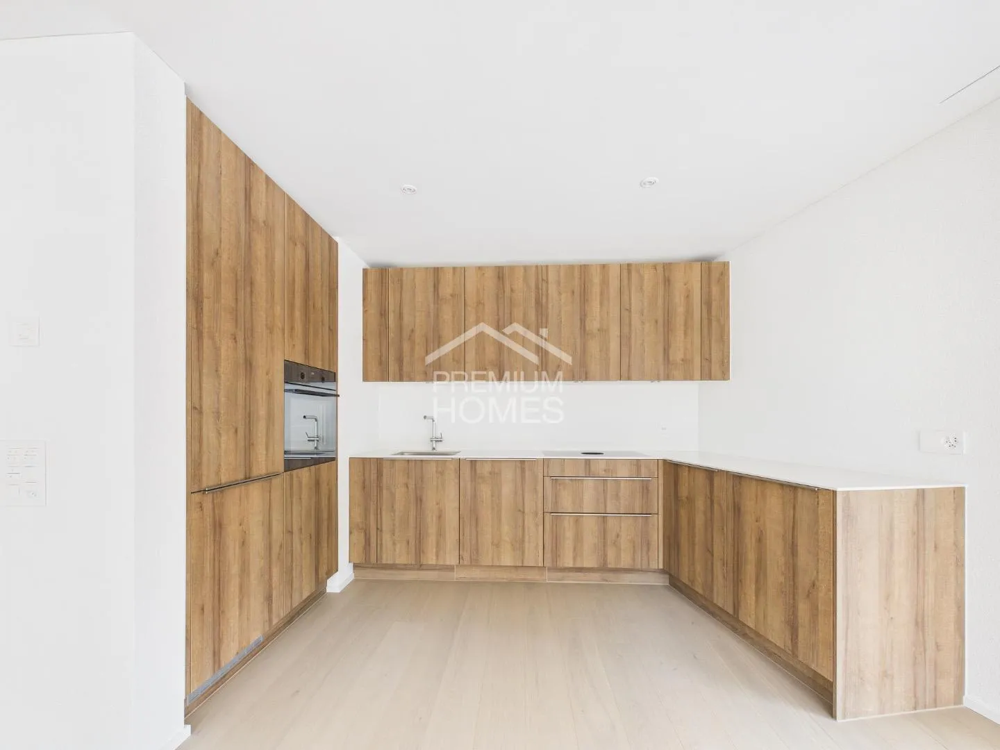 DREAM HOME WITH PRIVATE GREEN PARADISE - Photo 4 of 6