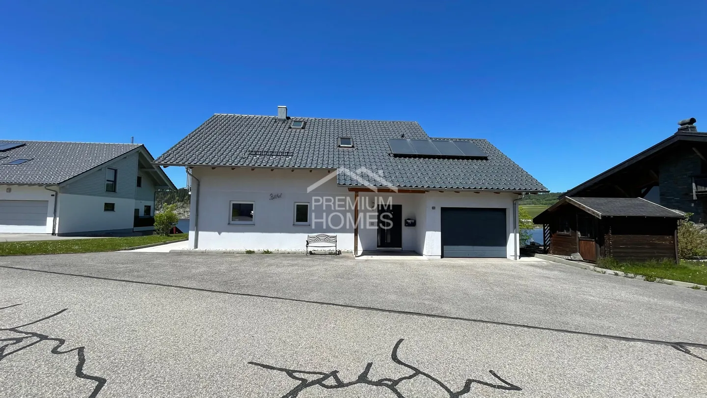 Elegante Villa mit Seeblick - Foto 5 von 8