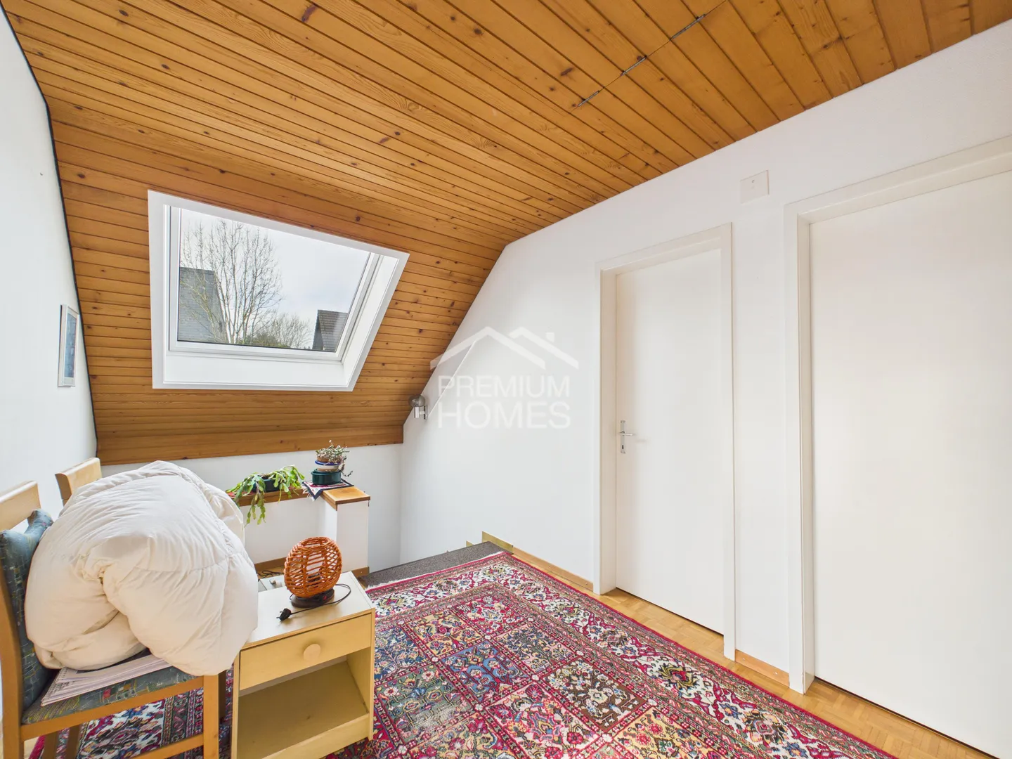 Charmantes Zuhause mit atemberaubender Aussicht - Foto 4 von 12